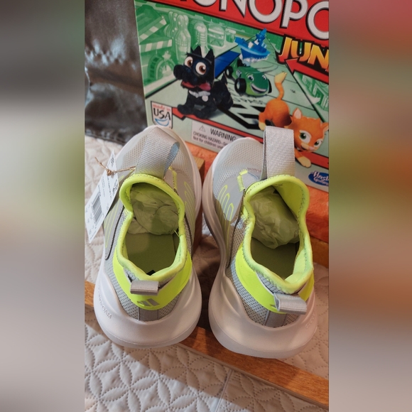 adidas Kids' Sneakers in Gray and Neon Yellow - Picture 4 of 7